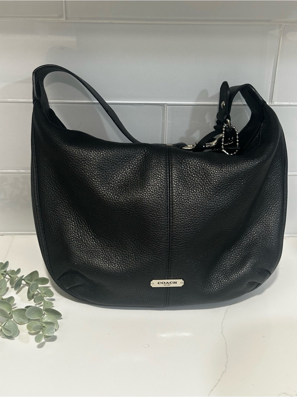 Coach Avery Vintage Black Pebbled Leather Hobo Shoulder Bag Purse Handbag